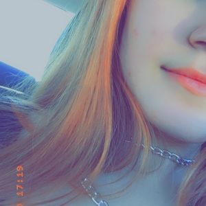 Meet your Posher, Novalee